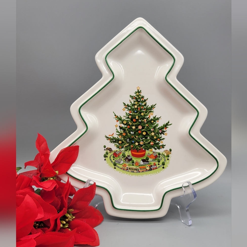 Pfaltzgraff Heritage White Christmas Tree Dish| Cookie Plate Vintage Dinnerware